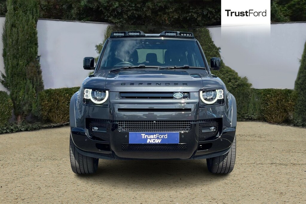 Land Rover Defender 90 3.0 D250 X-dynamic Hse 90 Grey #6