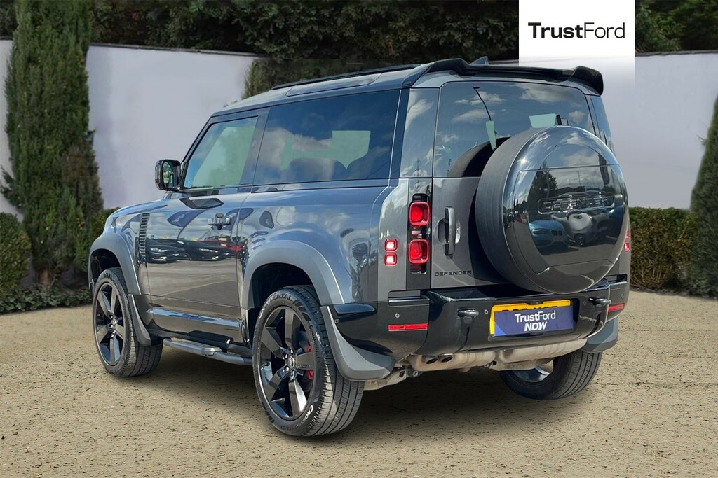 Land Rover Defender 90 3.0 D250 X-dynamic Hse 90 Grey #2
