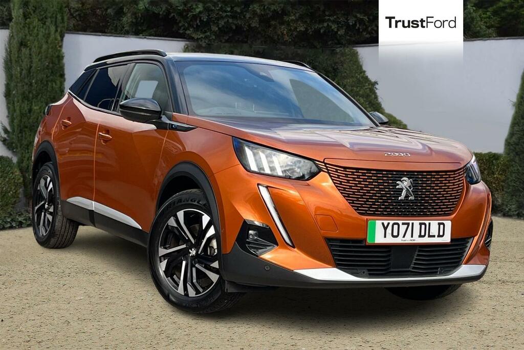 Peugeot e-2008 100Kw Gt 50Kwh Orange