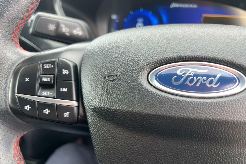 Ford Kuga St-line 2.5 Phev 225Ps White #27