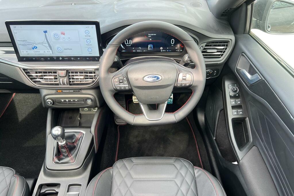 Ford Focus 1.0 Ecoboost St-line X 155Ps Estate White #11