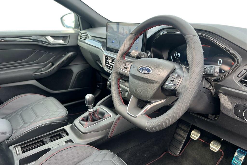 Ford Focus 1.0 Ecoboost St-line X 155Ps Estate White #9