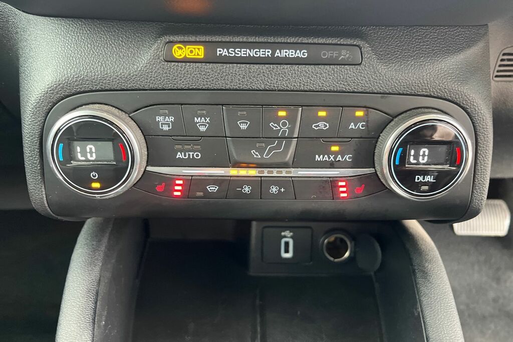 Ford Focus 1.5 Ecoboost 150 St-line Nav Black #34