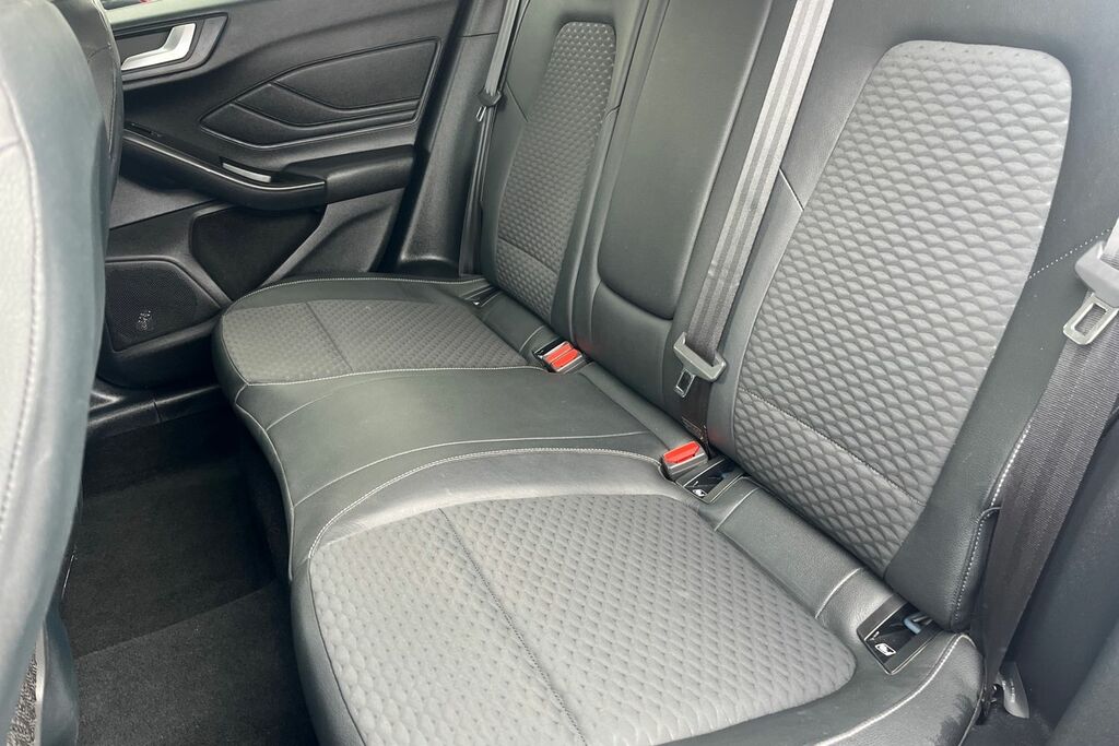 Ford Focus 1.5 Ecoboost 150 St-line Nav Black #20