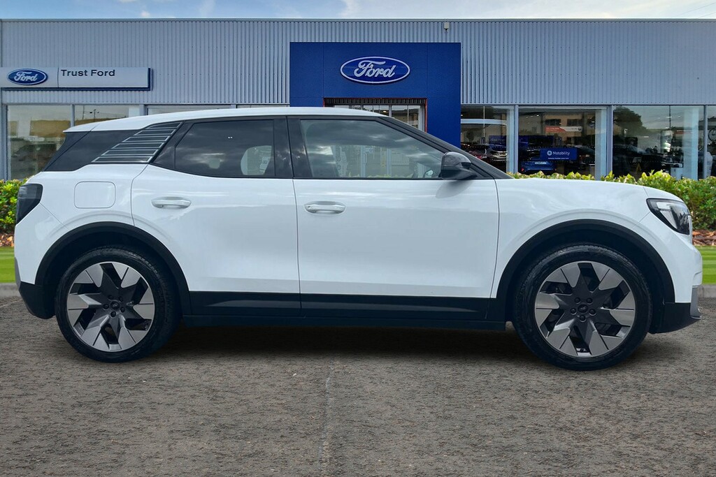 Ford Explorer Extended Range 77Kwh Premium Suv White #3