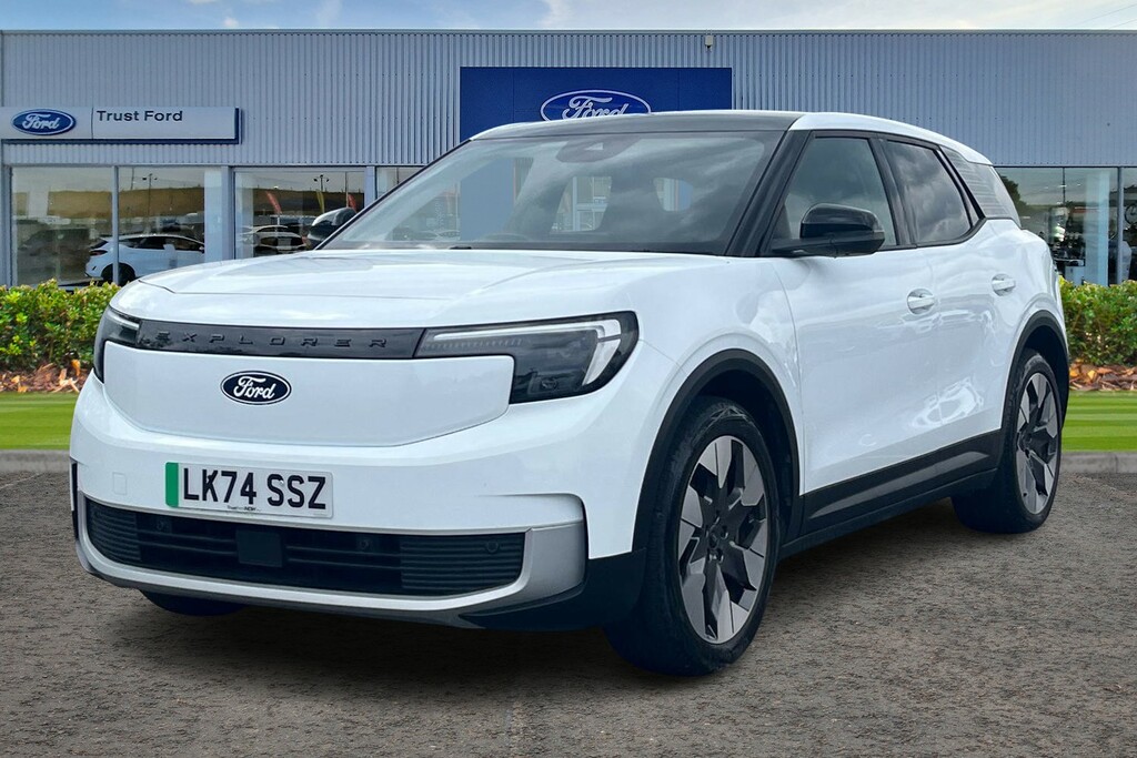 Ford Explorer Extended Range 77Kwh Premium Suv White #5