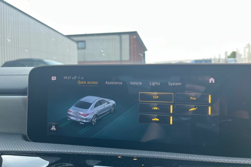 Mercedes-Benz CLA Class Amg Line Black #31