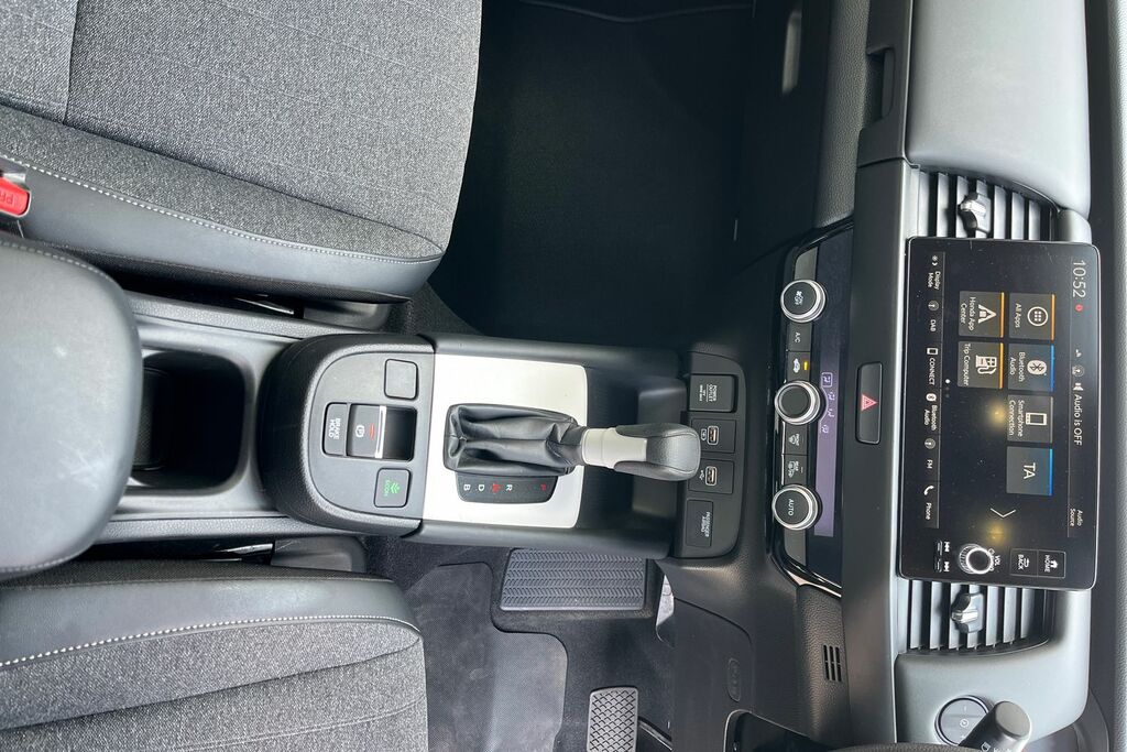 Honda Jazz Sr I-mmd Cvt Red #28