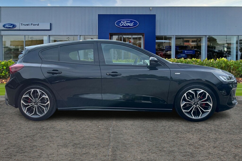 Ford Focus 1.0 Ecoboost Hybrid Mhev St-line X Black #3