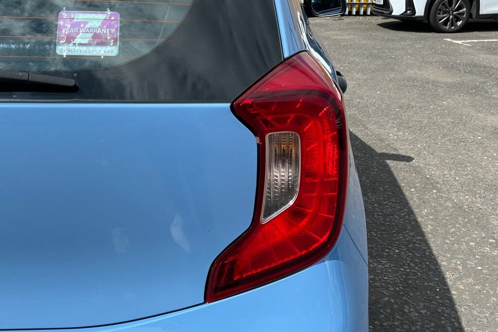 Kia Picanto Gt-line S White #21