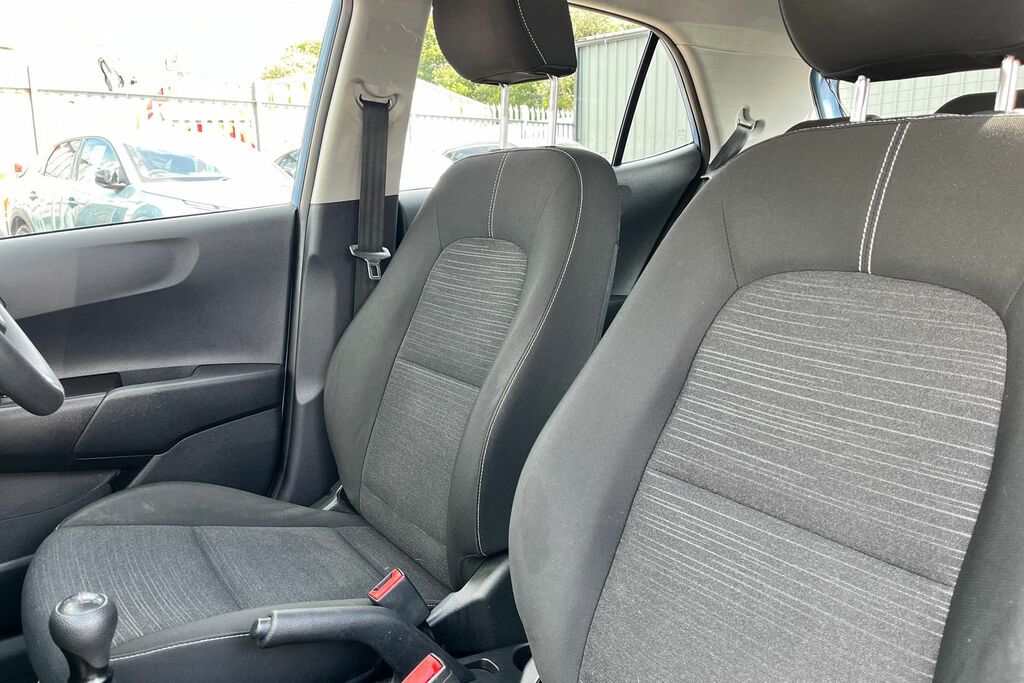 Kia Picanto Gt-line S White #18