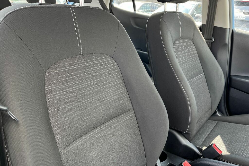 Kia Picanto Gt-line S White #16
