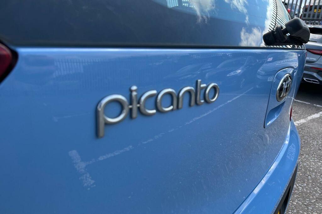Kia Picanto Gt-line S White #37