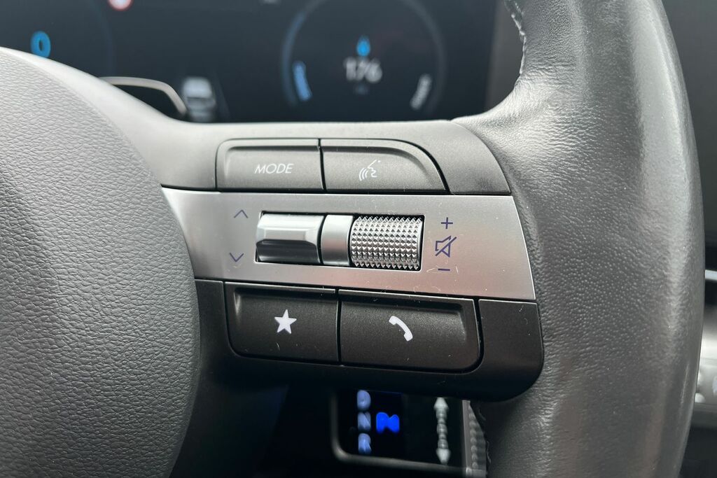 Hyundai Kona Premium Grey #32
