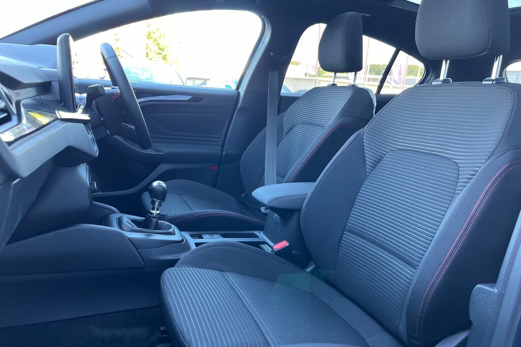 Ford Focus 1.0 Ecoboost Hybrid Mhev St-line #19