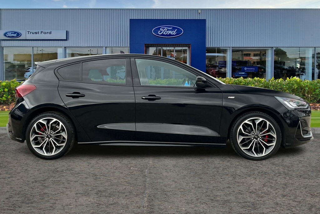 Ford Focus 1.0 Ecoboost St-line Vignale Black #3