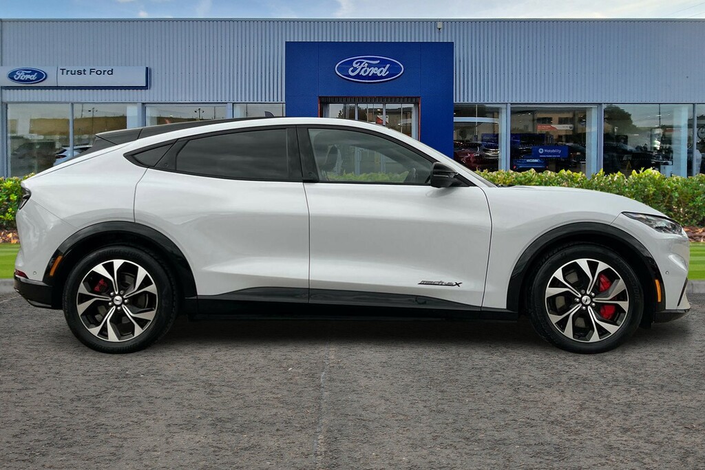 Ford Mustang Mach-E 258Kw Premium 91Kwh Awd White #3