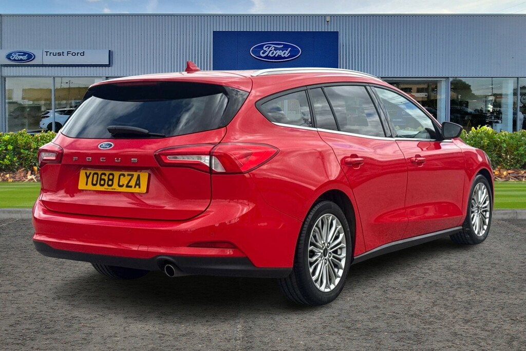 Ford Focus 1.5 Ecoboost 150 Titanium X Red #4