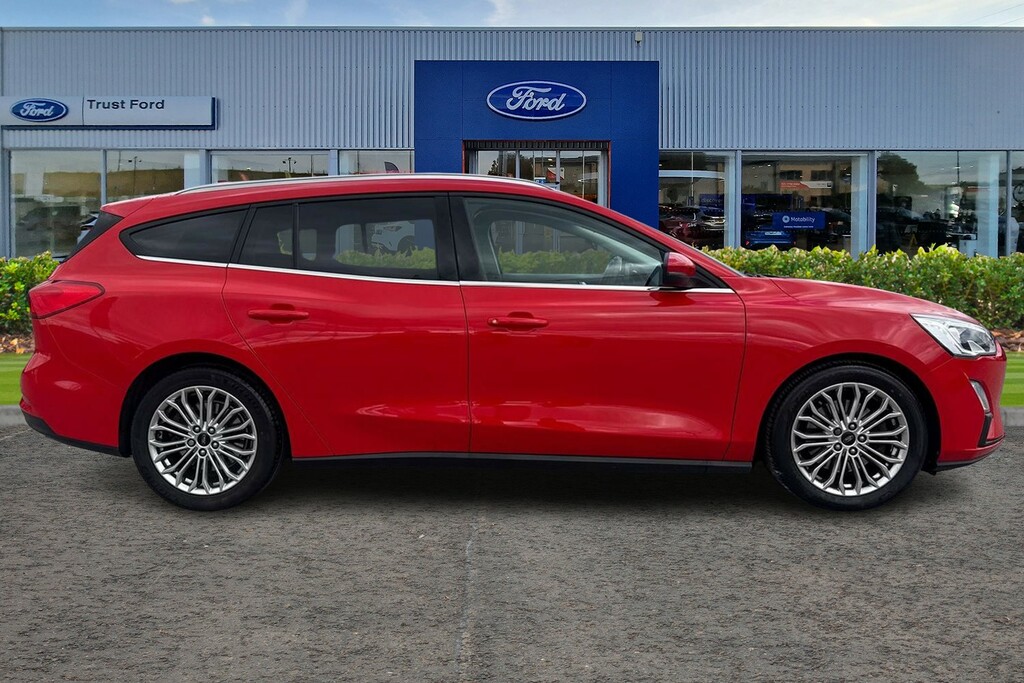 Ford Focus 1.5 Ecoboost 150 Titanium X Red #3