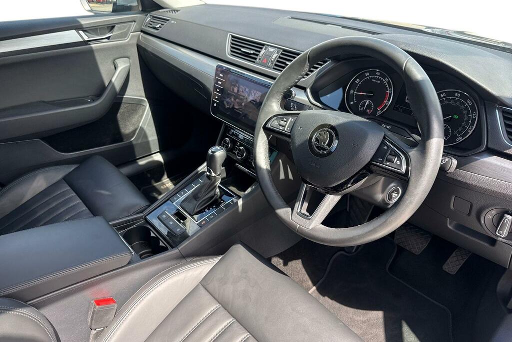 Skoda Superb 1.6 Tdi Cr Se Technology Dsg Black #9