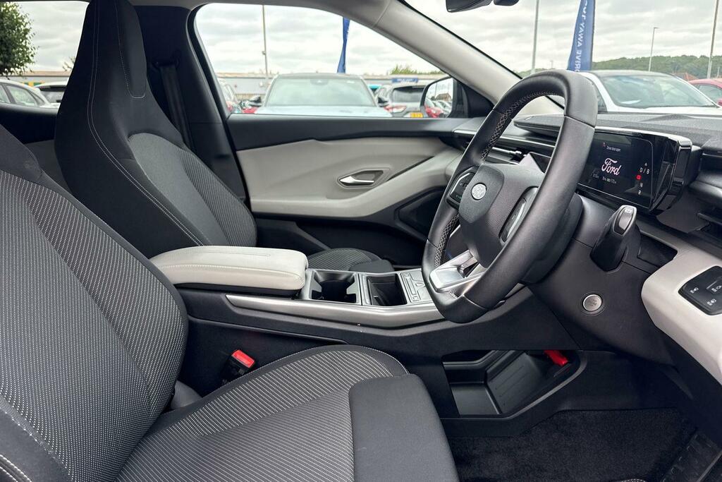Ford Explorer 250Kw Premium 79Kwh Awd 2026 Black #17
