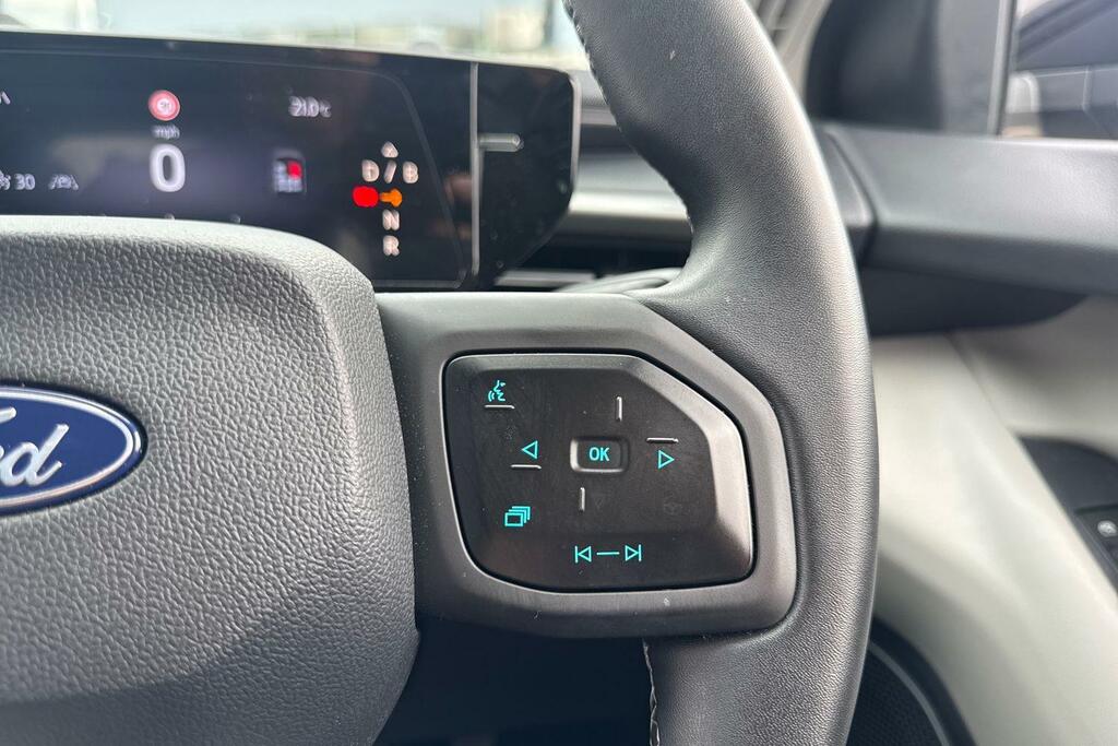 Ford Explorer 250Kw Premium 79Kwh Awd 2026 Black #23