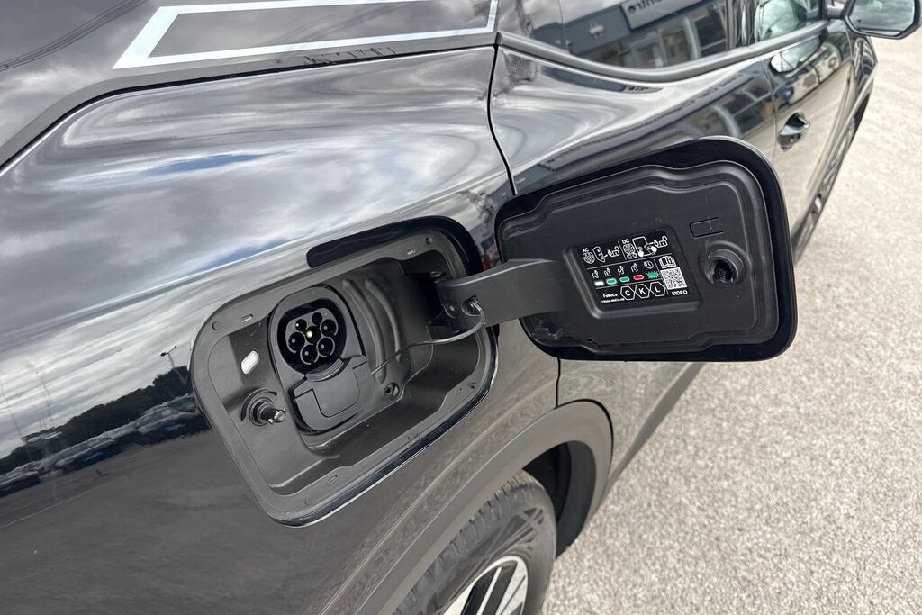 Ford Explorer 250Kw Premium 79Kwh Awd 2026 Black #39