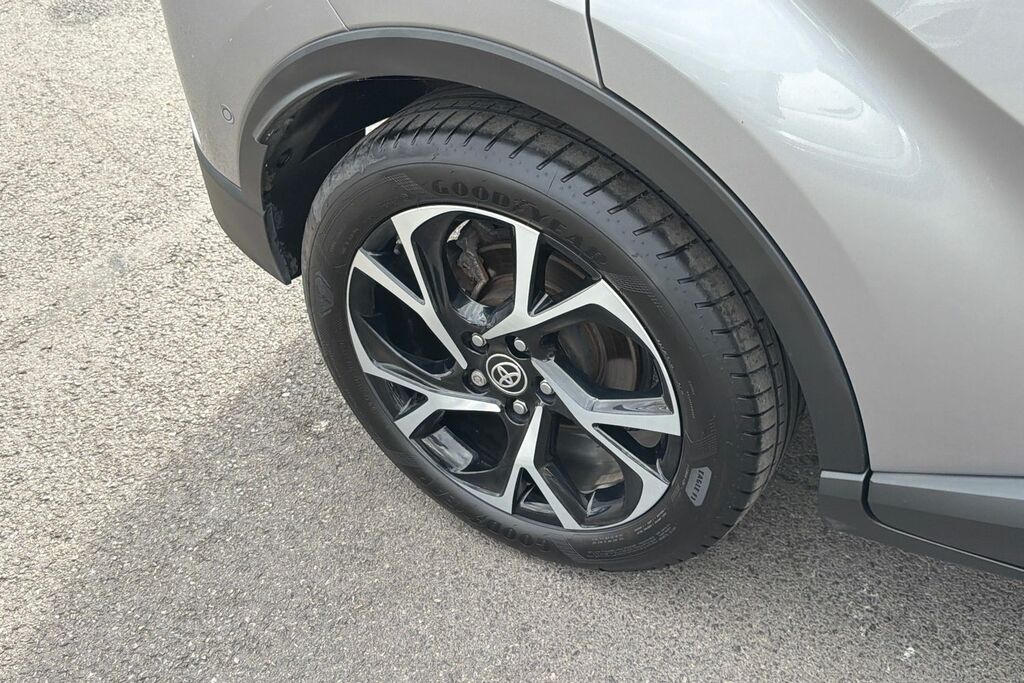 Toyota C-Hr Excel Grey #25