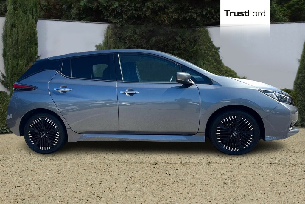 Nissan Leaf 110Kw N-connecta 39Kwh Propilot Pack Grey #3