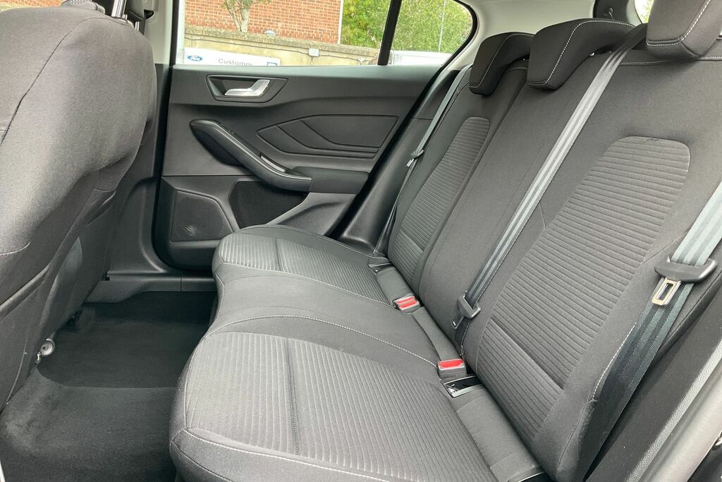 Ford Focus Estate St-line 1.0 155Ps Mhev Grey #20
