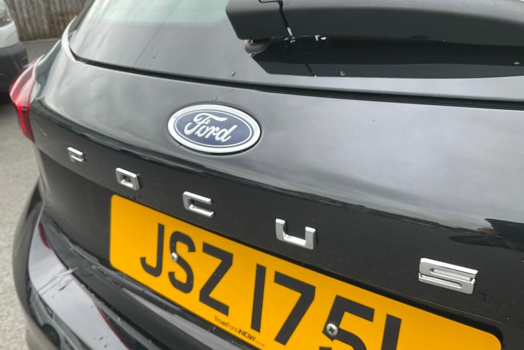 Ford Focus Estate St-line 1.0 155Ps Mhev Grey #39