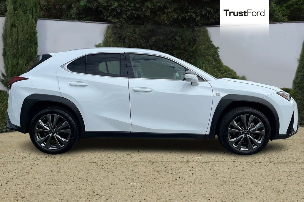 Lexus UX 2.0 250H F Sport Design Suv White #3