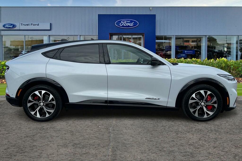 Ford Mustang Mach-E Extended Range 91Kwh Premium Suv White #3