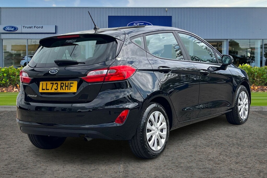 Ford Fiesta Trend Black #4