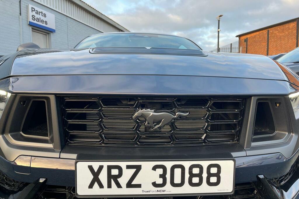 Ford Mustang 5.0 V8 Dark Horse Grey #25