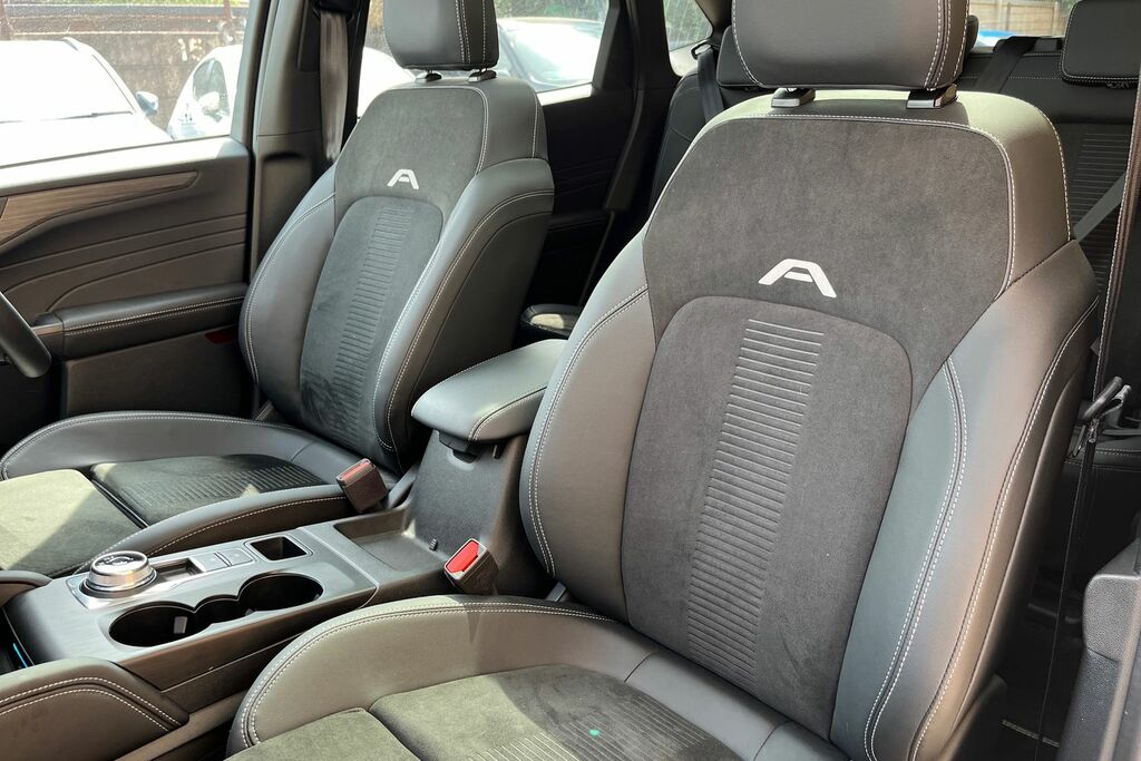 Ford Kuga 2.5 Phev St-line X Black Package Cvt 2025 Black #19