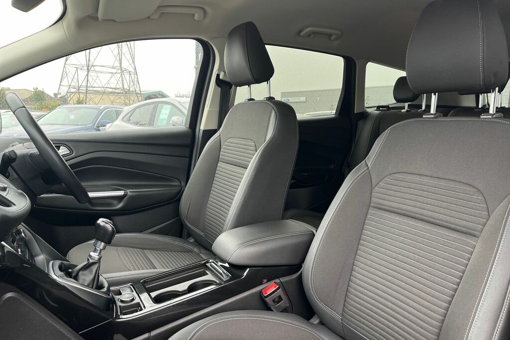 Ford Kuga 1.5 Ecoboost 176 St-line X Blue #19