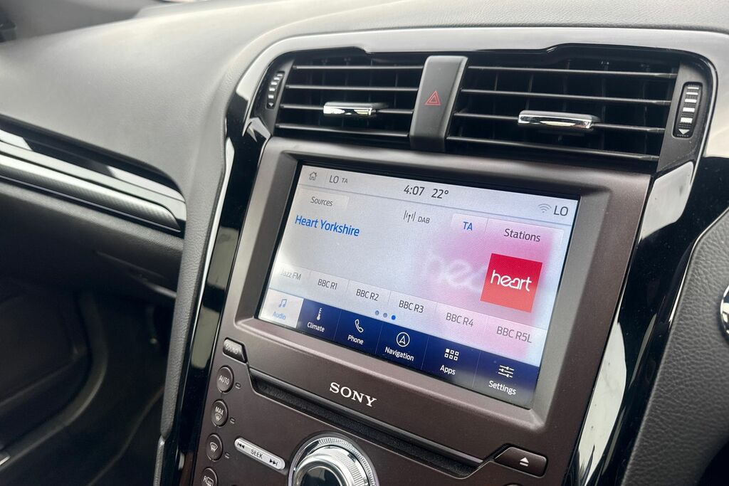 Ford Mondeo 2.0 Hybrid Titanium Edition Blue #27