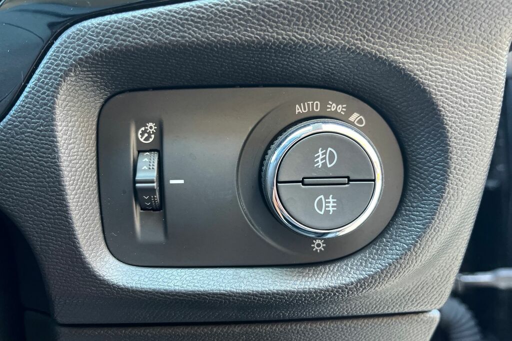 Vauxhall Corsa-e 100Kw Se Nav 50Kwh 11Kwch Grey #28