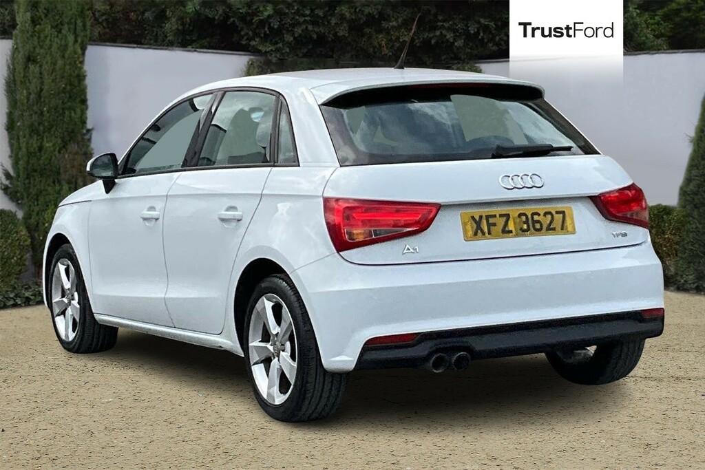 Audi A1 Audi A1 1.0 Tfsi Se Hatchback Eu White #2