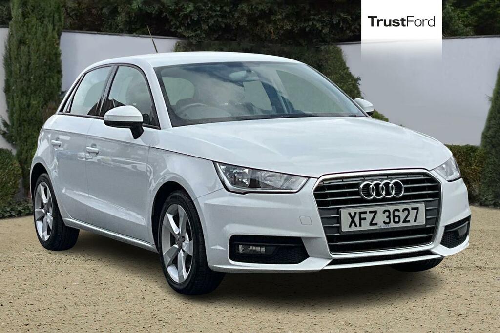 Audi A1 Audi A1 1.0 Tfsi Se Hatchback Eu White #1