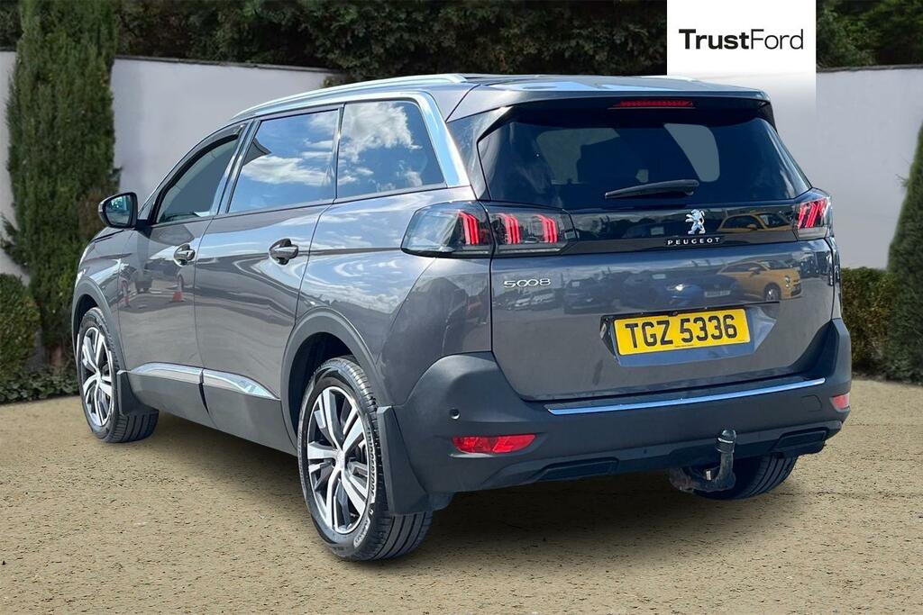 Peugeot 5008 1.5 Bluehdi Allure Premium Eat8 Grey #2