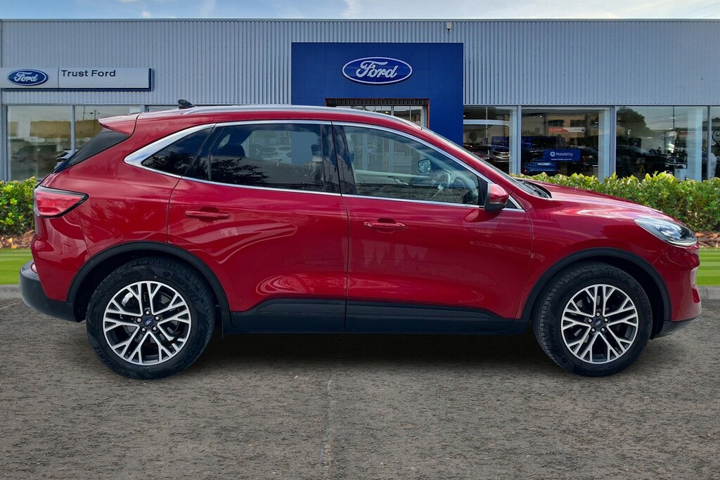 Ford Kuga Titanium Red #3