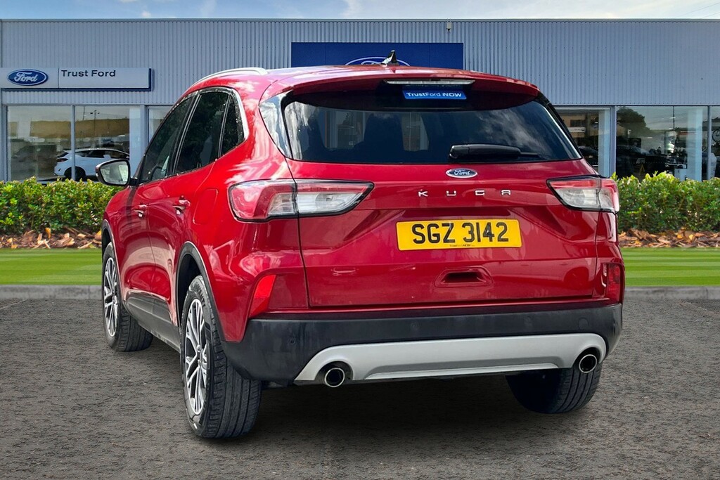Ford Kuga Titanium Red #2