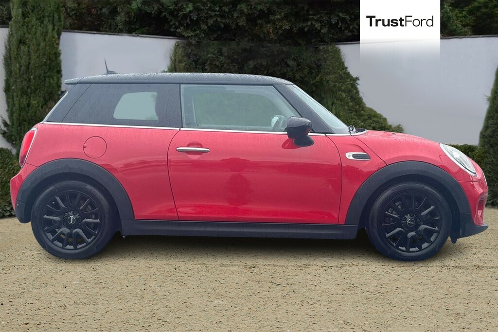 Mini Hatch 1.5 Cooper Classic II Nav Pack Front Heate AF69PYG Red #3