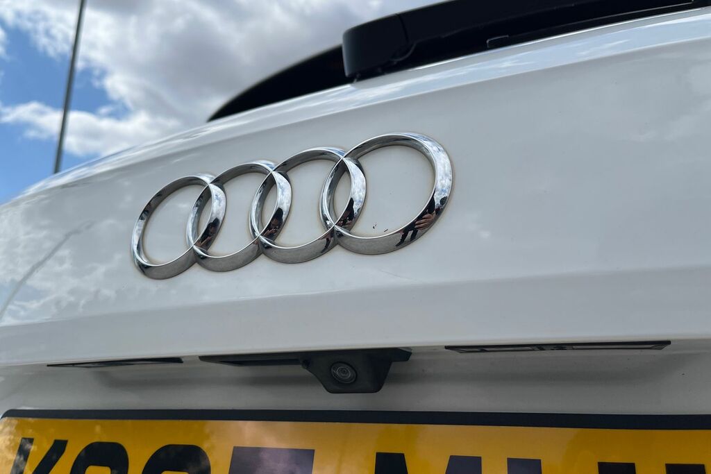 Audi Q2 Audi Q2 S Line 1.4 Tfsi Cylinder On Demand 150 Ps Grey #38
