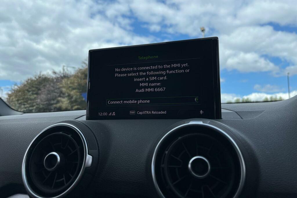 Audi Q2 Audi Q2 S Line 1.4 Tfsi Cylinder On Demand 150 Ps Grey #25