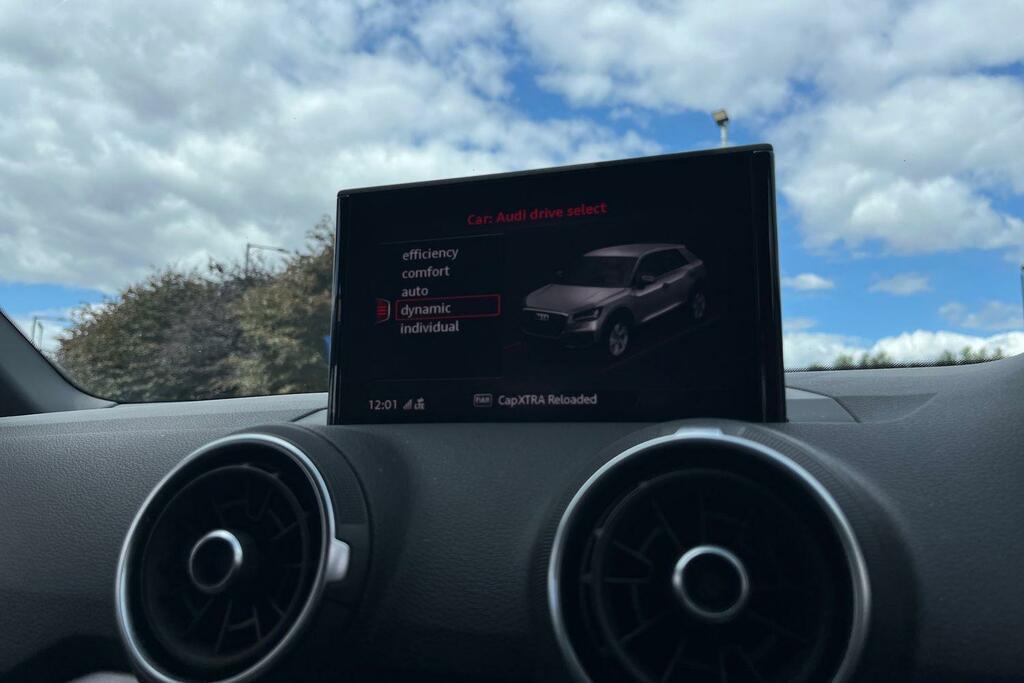 Audi Q2 Audi Q2 S Line 1.4 Tfsi Cylinder On Demand 150 Ps Grey #29