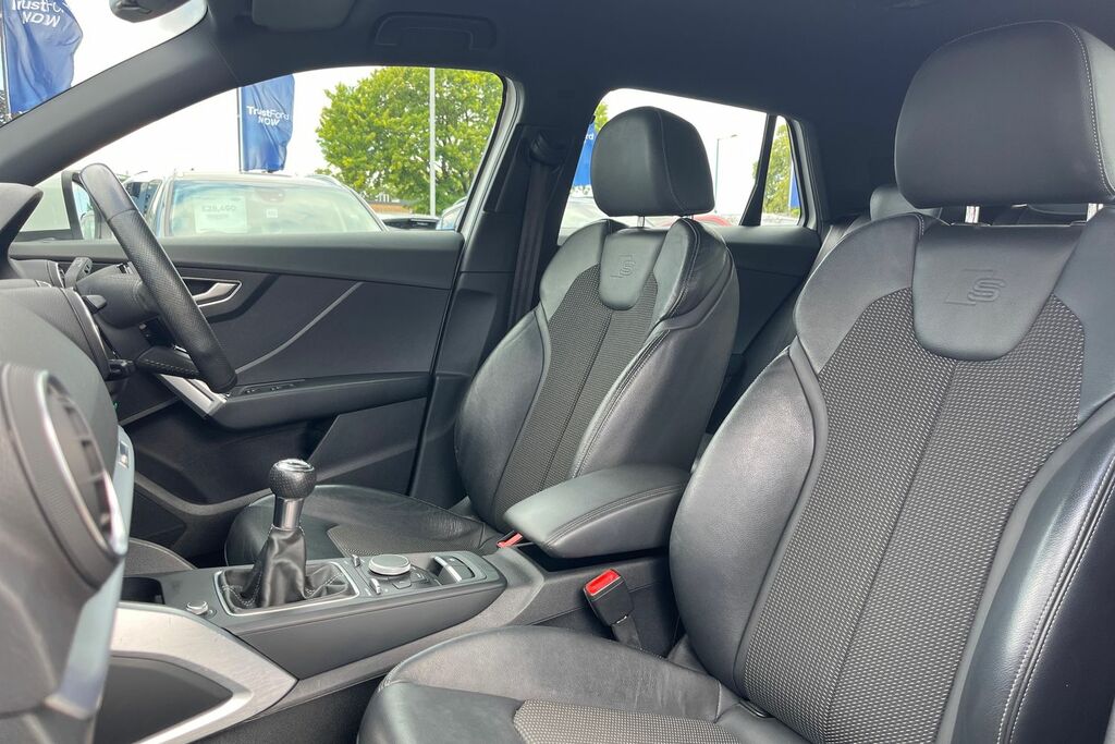 Audi Q2 Audi Q2 S Line 1.4 Tfsi Cylinder On Demand 150 Ps Grey #19