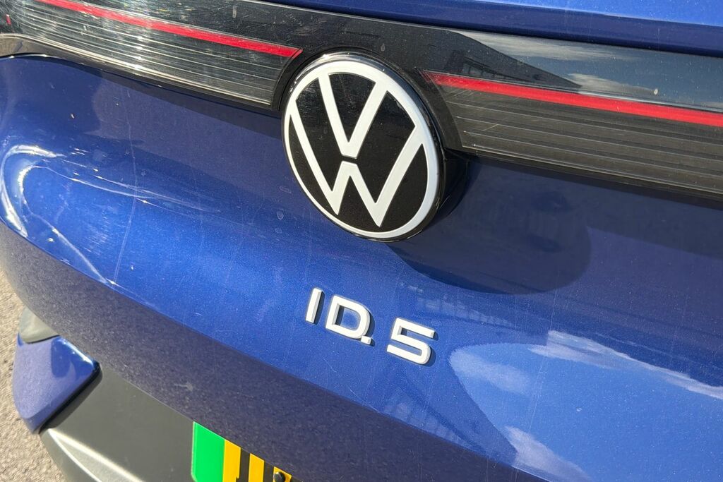 Volkswagen ID.5 150Kw Style Pro Performance 77Kwh Red #33